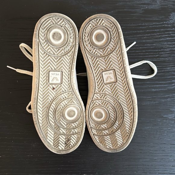 Veja V-90 Leather Sneakers - size 38 - Picture 5 of 5